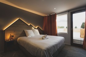 Hotel Base Camp Lodge