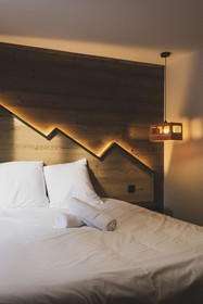 Hotel Base Camp Lodge