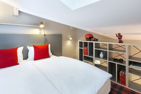 RockyPop Hotel