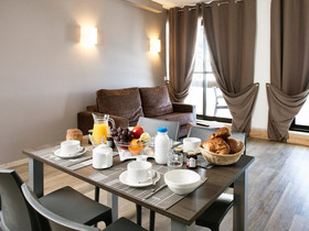 SOWELL RESIDENCES Pierre Blanche