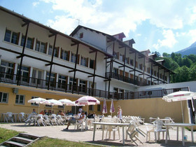 Hostel Neige et Soleil