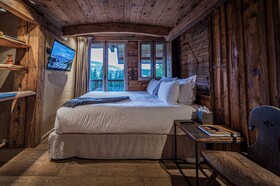 Le Chalet Zannier Hotels