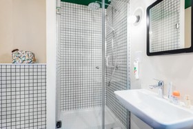 ibis Styles Lyon Meyzieu Stadium Olympique