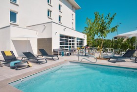 ibis Styles Lyon Meyzieu Stadium Olympique