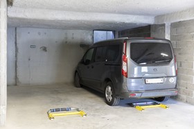 Les Césaries