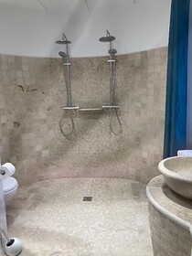 Spa Chateau La Tour