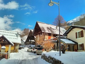 Camp De Base De L’enversin