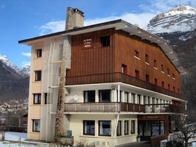 Les Ecrins D'Azur