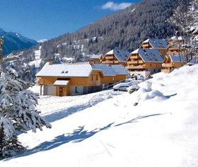 Les Chalets de Praroustan by Actisource