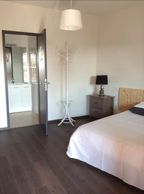 The Resid For Calixte