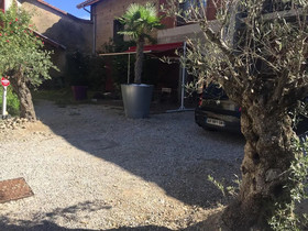 The Resid For Calixte