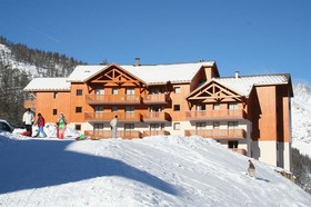 Les Gentianes