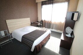 Adonis Lyon Est - Hôtel Artys