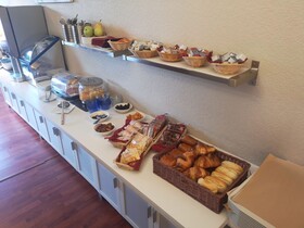 Adonis Lyon Est - Hôtel Artys