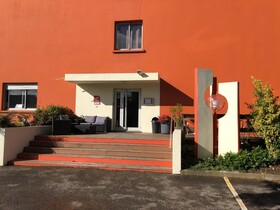 Adonis Lyon Est - Hôtel Artys