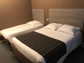 Adonis Lyon Est - Hôtel Artys