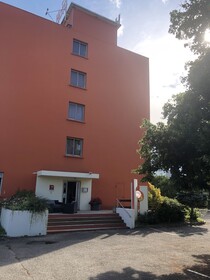 Adonis Lyon Est - Hôtel Artys