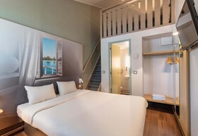 B&B Hôtel Lyon Saint Priest
