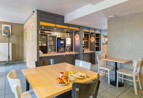 B&B Hôtel Lyon Saint Priest