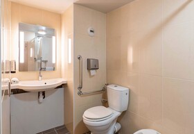B&B Hôtel Lyon Saint Priest