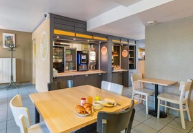 B&B Hôtel Lyon Saint Priest