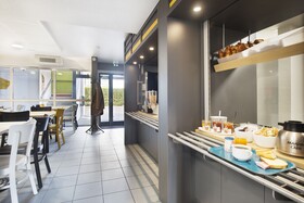 B&B Hôtel Lyon Saint Priest