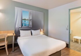 B&B Hôtel Lyon Saint Priest