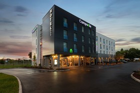 Hôtel Campanile Smart Lyon Est - Eurexpo Bron Aviation