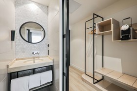 Hôtel Campanile Smart Lyon Est - Eurexpo Bron Aviation