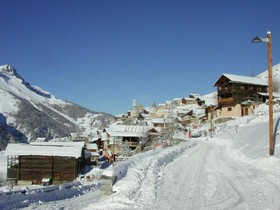Les Chalets du Villard