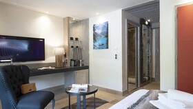 MGM Hôtels & Résidences - Hôtel Les Suites d'Alexane