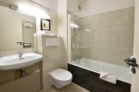 The Originals City, Hôtel du Faucigny, Cluses Ouest