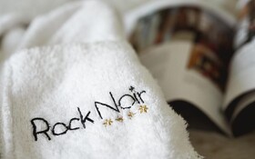 Rock Noir Spa