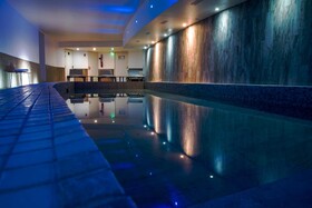 Rock Noir Spa