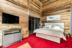Chalet Charlie