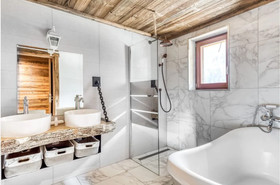 Chalet Raven