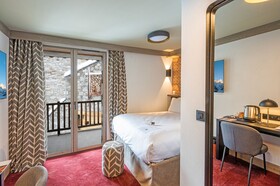 Hotel L'aigle Du Montana By Les Etincell