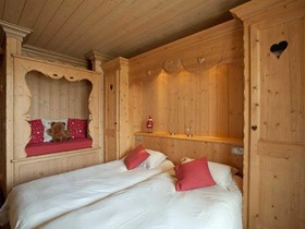 Paquis Hotel