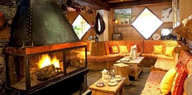 Paquis Hotel