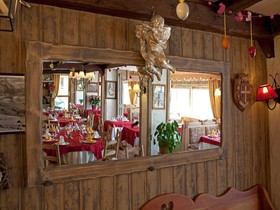 Paquis Hotel
