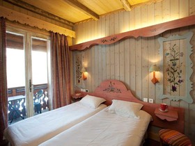 Paquis Hotel