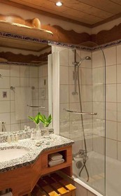 Paquis Hotel