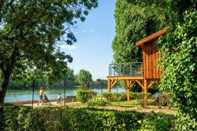 Kanopee Village de Trevoux Pitches