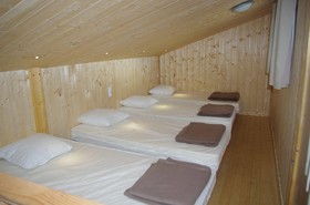 Kanopee Village de Trevoux Pitches