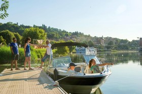 Kanopee Village de Trevoux Pitches
