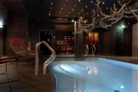 Avenue Lodge