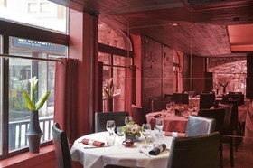 Avenue Lodge