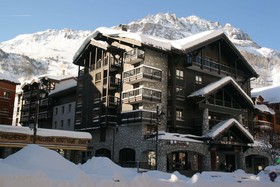 Avenue Lodge