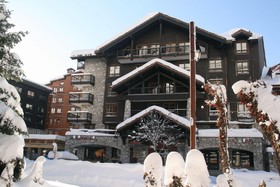 Avenue Lodge