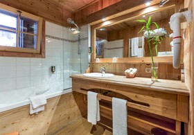 Le Samovar Hotel & Chalets